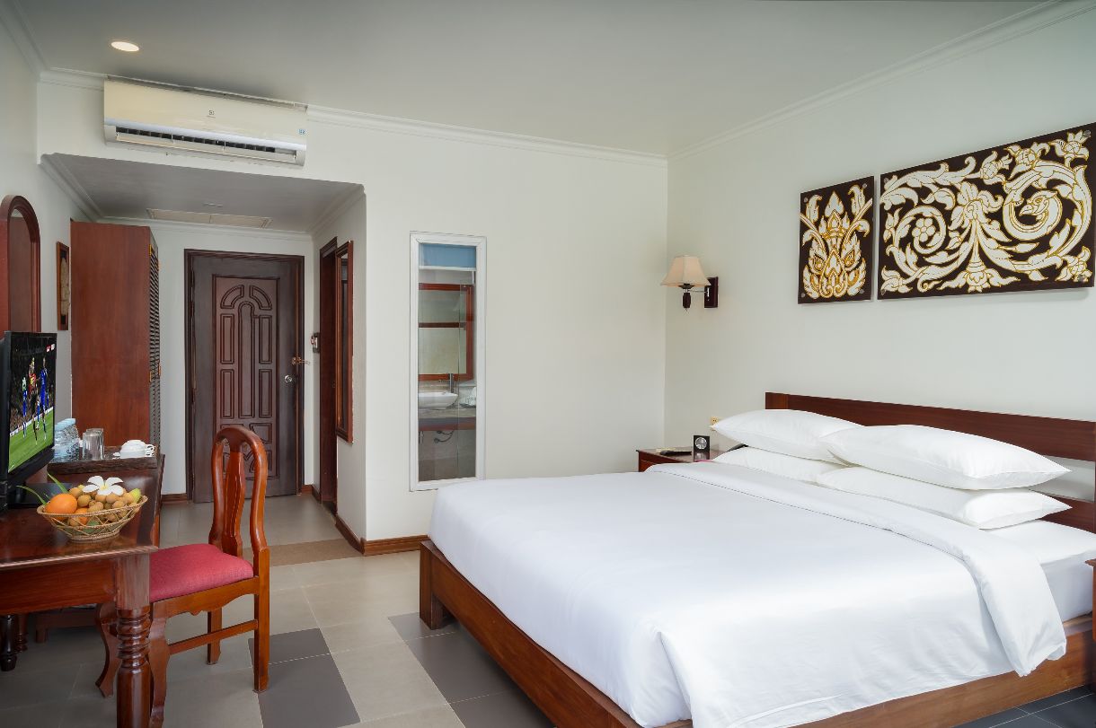 Sala Siem Reap Hotel - Luxury Room with Balcony Pool View, Sala Siem Reap Hotel